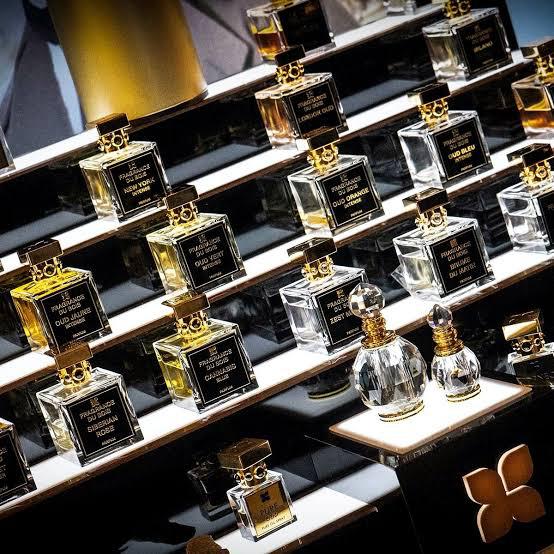 Fragrance Du Bois - Showcase